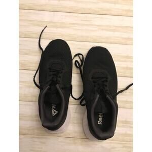 Women’s ReebokSize 9.5 Black and White Running Shoes